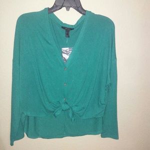 NWT f21 top